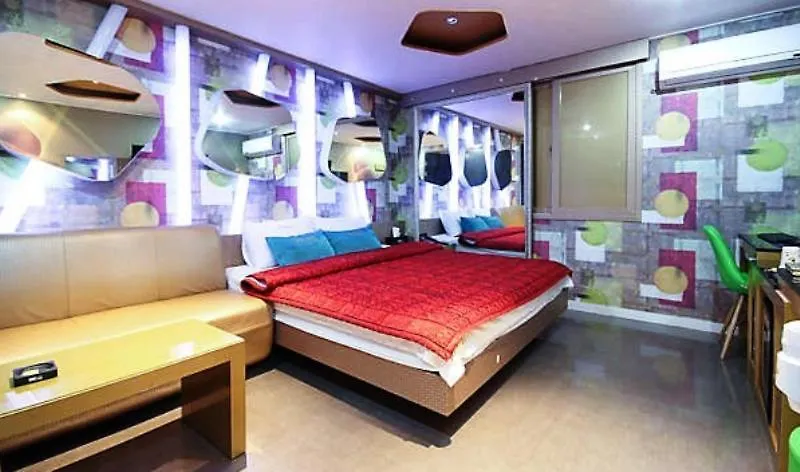 Busan Hot Motel